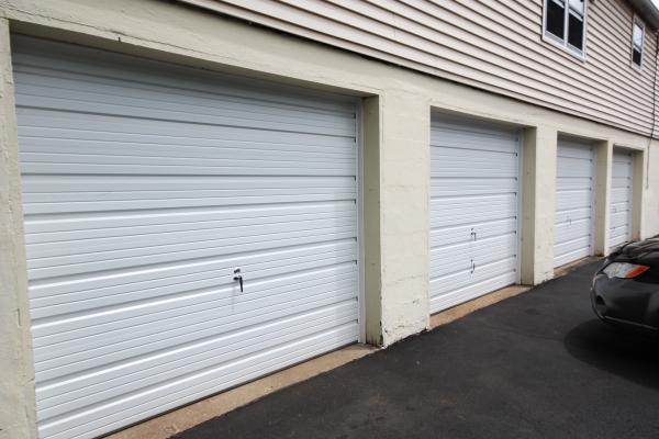 Commercial Overhead Garage Doors - CHI Model 3251