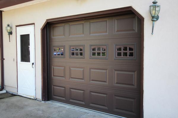 Raised Panel Door in Brown w-Cascade Windows