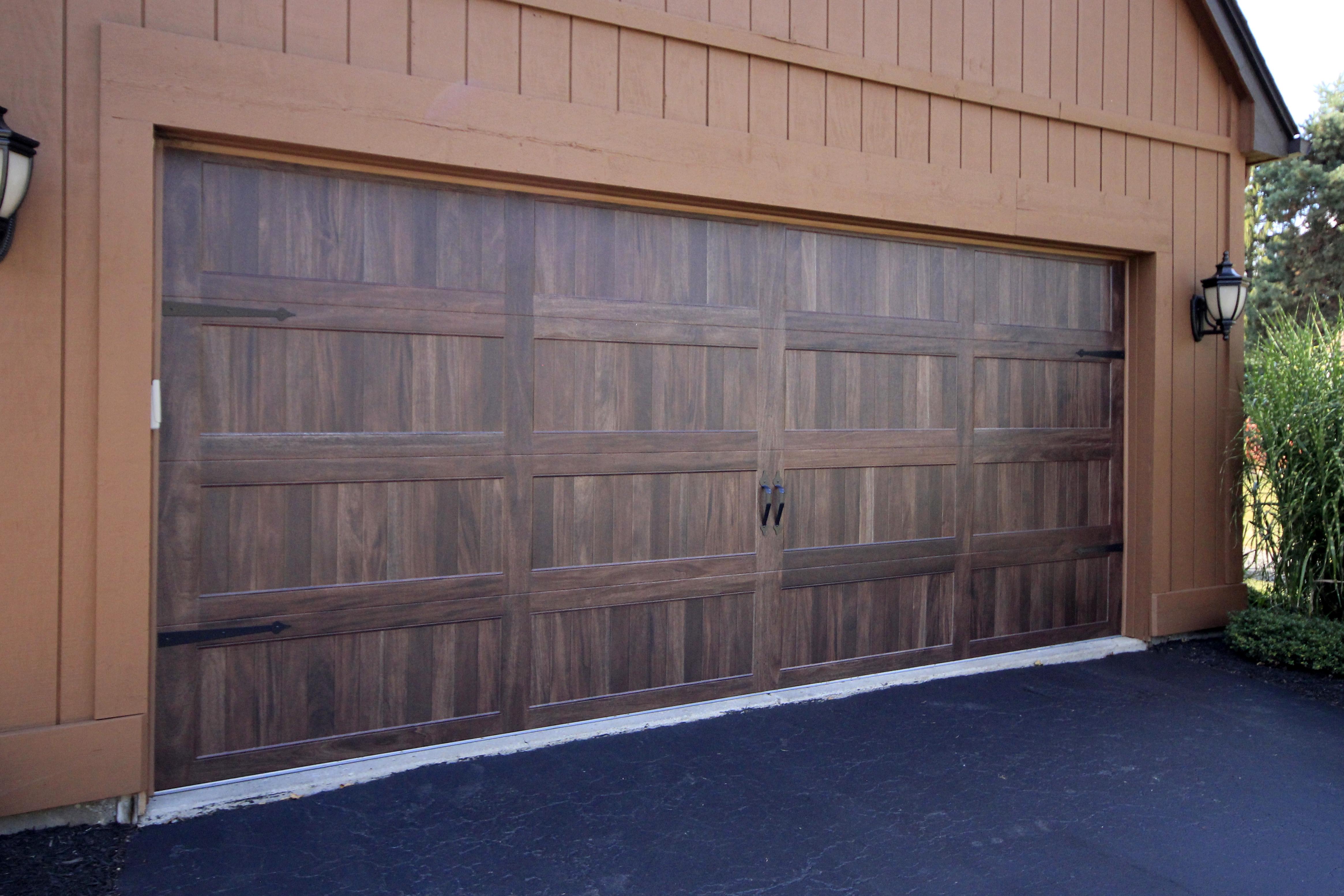 Stamped Carriage House in Mahogany 
